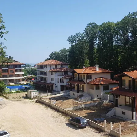 Terrace View Luxury Mezonet Apartman Skorpilovci